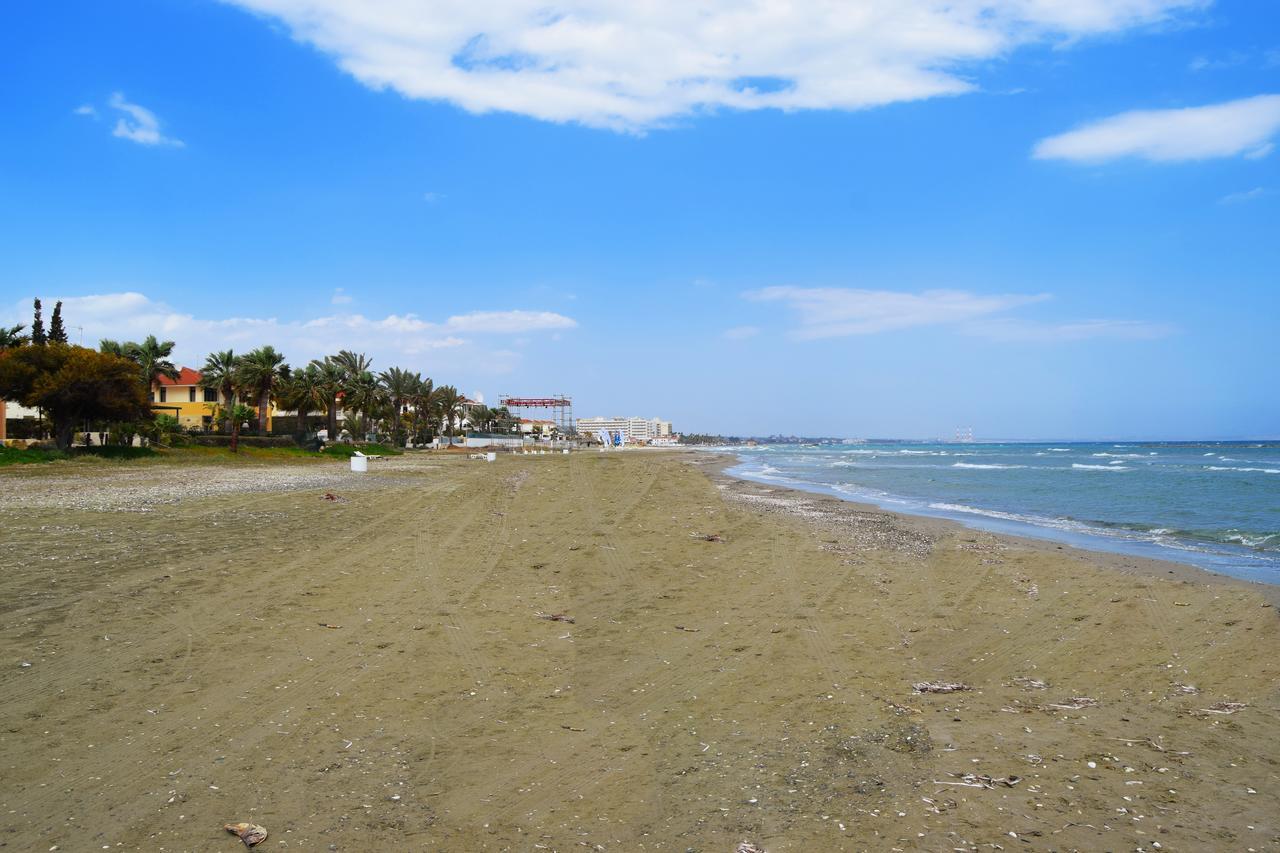 Christos Beach House Larnaca Esterno foto