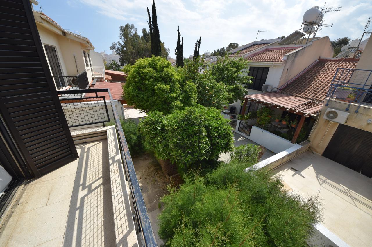 Christos Beach House Larnaca Esterno foto